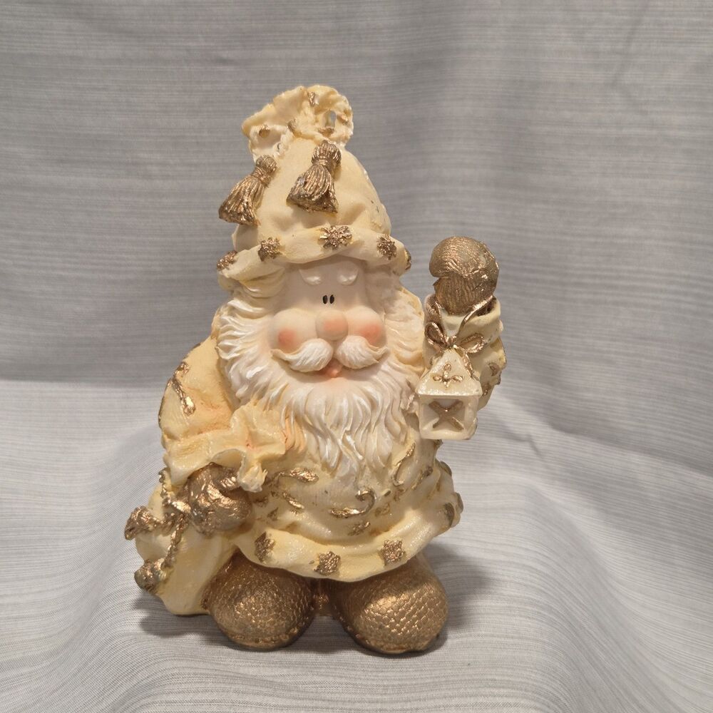 Rosy Cheek Santa 4.5" Figurine